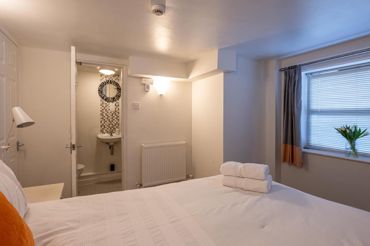 Stunning 5 Bedroom 5 En-Suite Victorian House In Harrogate Bagian luar foto